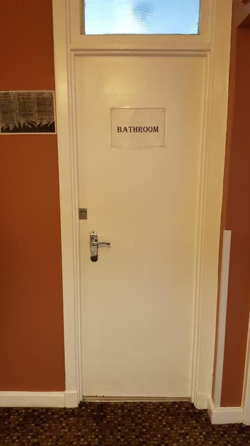 Triple Room with Shared Bathroom,1024919935:JPEG